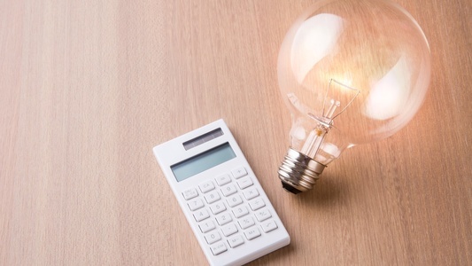 Come richiedere il cambio gestore di luce e gas?