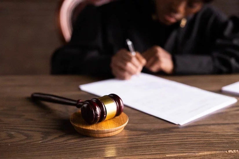 Vodafone, WindTre, TIM, Fastweb multa Antitrust